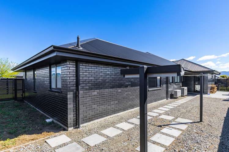 17 Catalina Crescent Burleigh_27