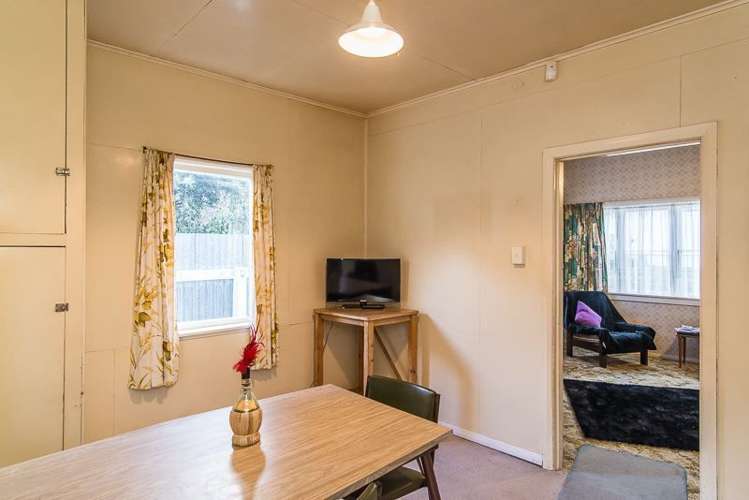 49 Pukatea Street Eastbourne_6