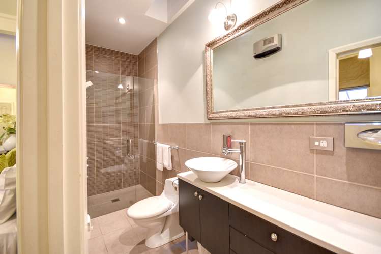 7/81 Moray Place Dunedin Central_6