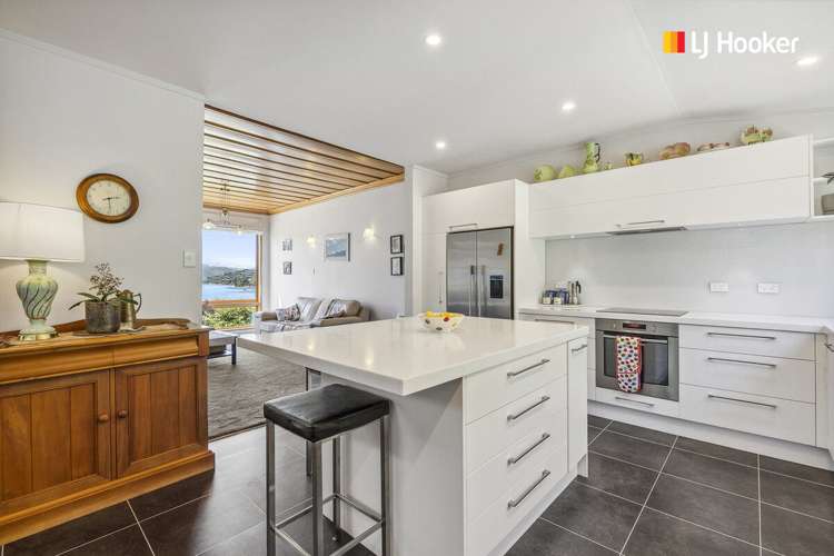 33 Marine Parade Macandrew Bay_10