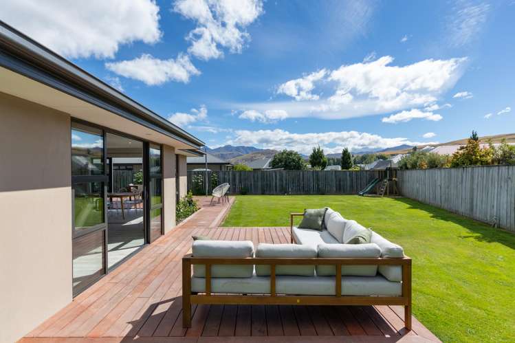 13 Judge and Jury Drive Lake Hayes Estate_5