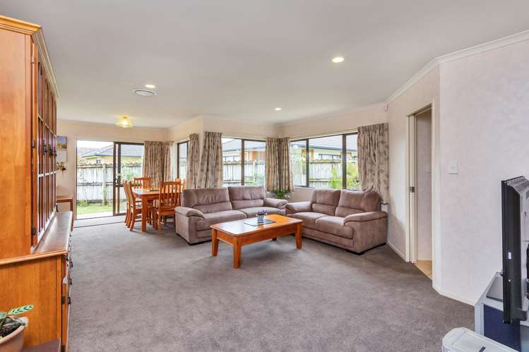 42 Carisbrook Crescent Papakura_4