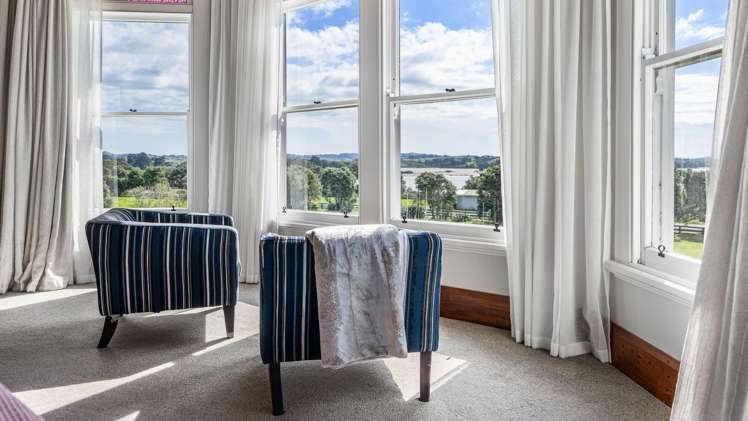 111 Wharf Road Clarks Beach_34