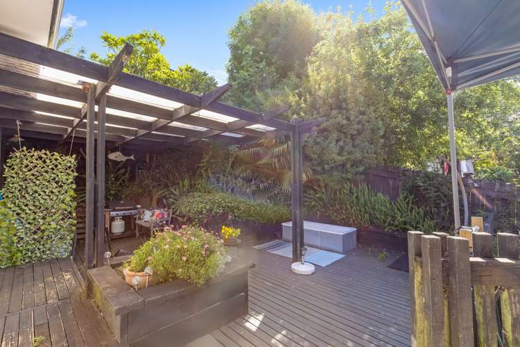 4 Tuckett Place Enner Glynn_12