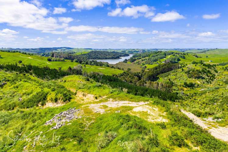 128 Kamea Place Maungaturoto_3