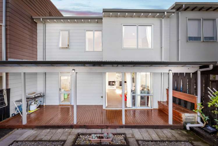 99 Albionvale Road Glen Eden_1
