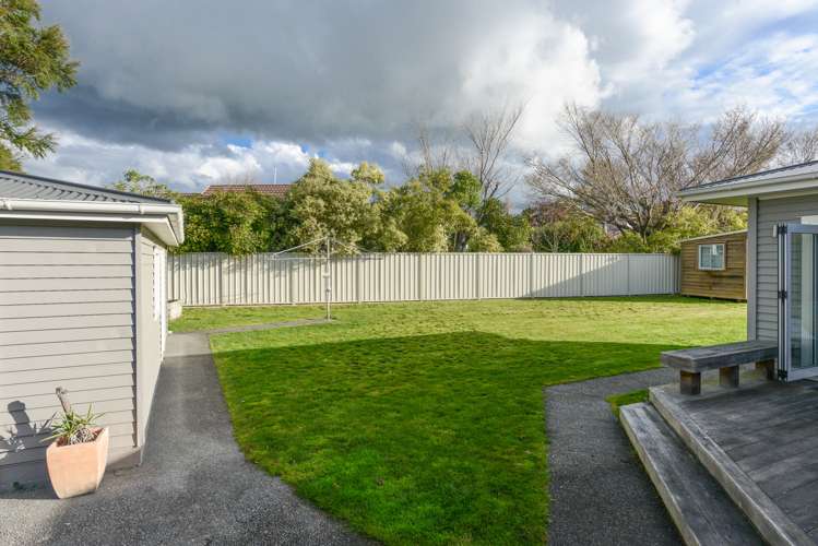 24 Everest Avenue Havelock North_19
