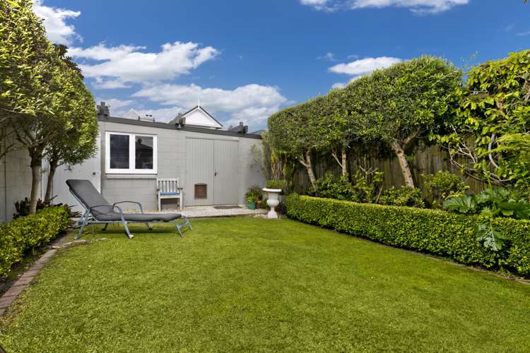 4/44 Stanley Point Road Stanley Point_5