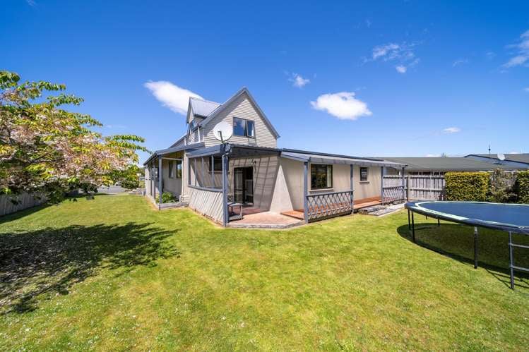 7 Bowen Street Te Anau & Surrounds_25