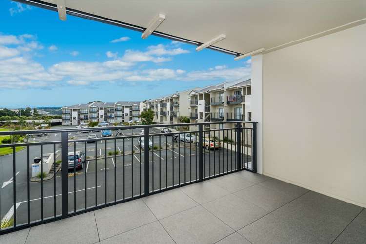 C16/71 Spencer Road Oteha_17