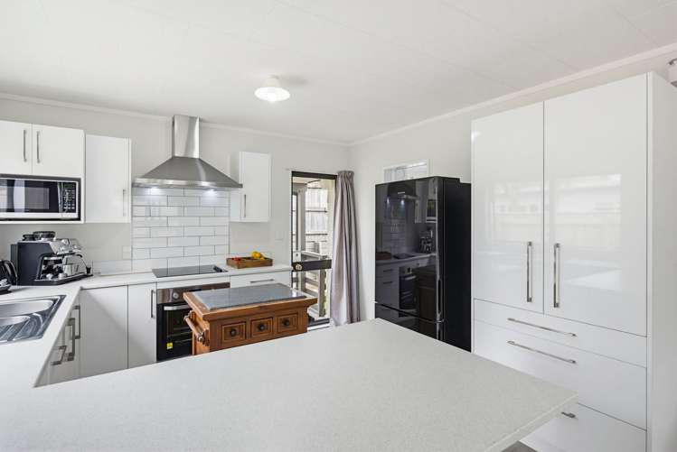 16B Michael Road Paraparaumu_2