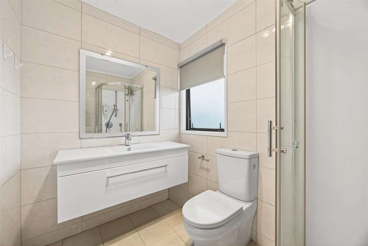 70 De Quincey Terrace Highland Park_16