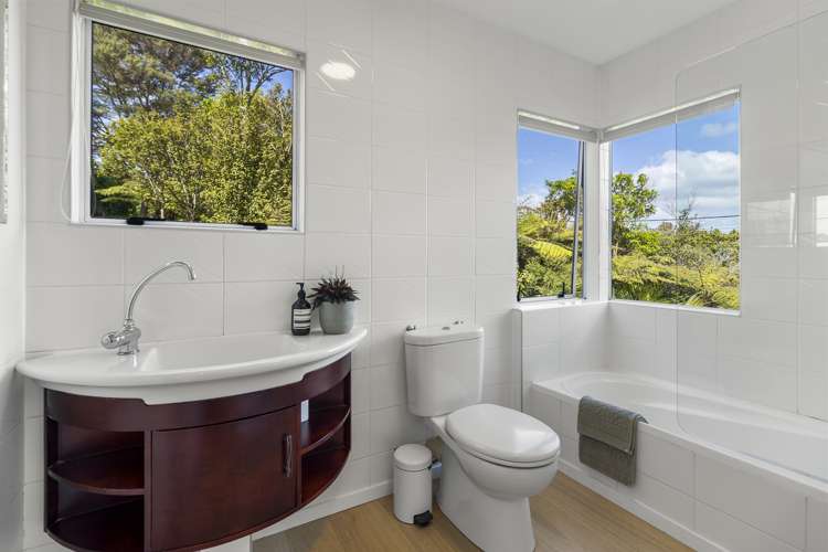 88 Queens Drive Oneroa_25