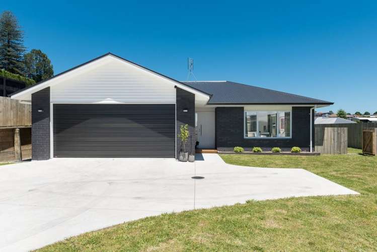 141 Condor Drive Pyes Pa_1