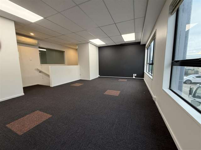 2/44 Curries Road Hillsborough_3