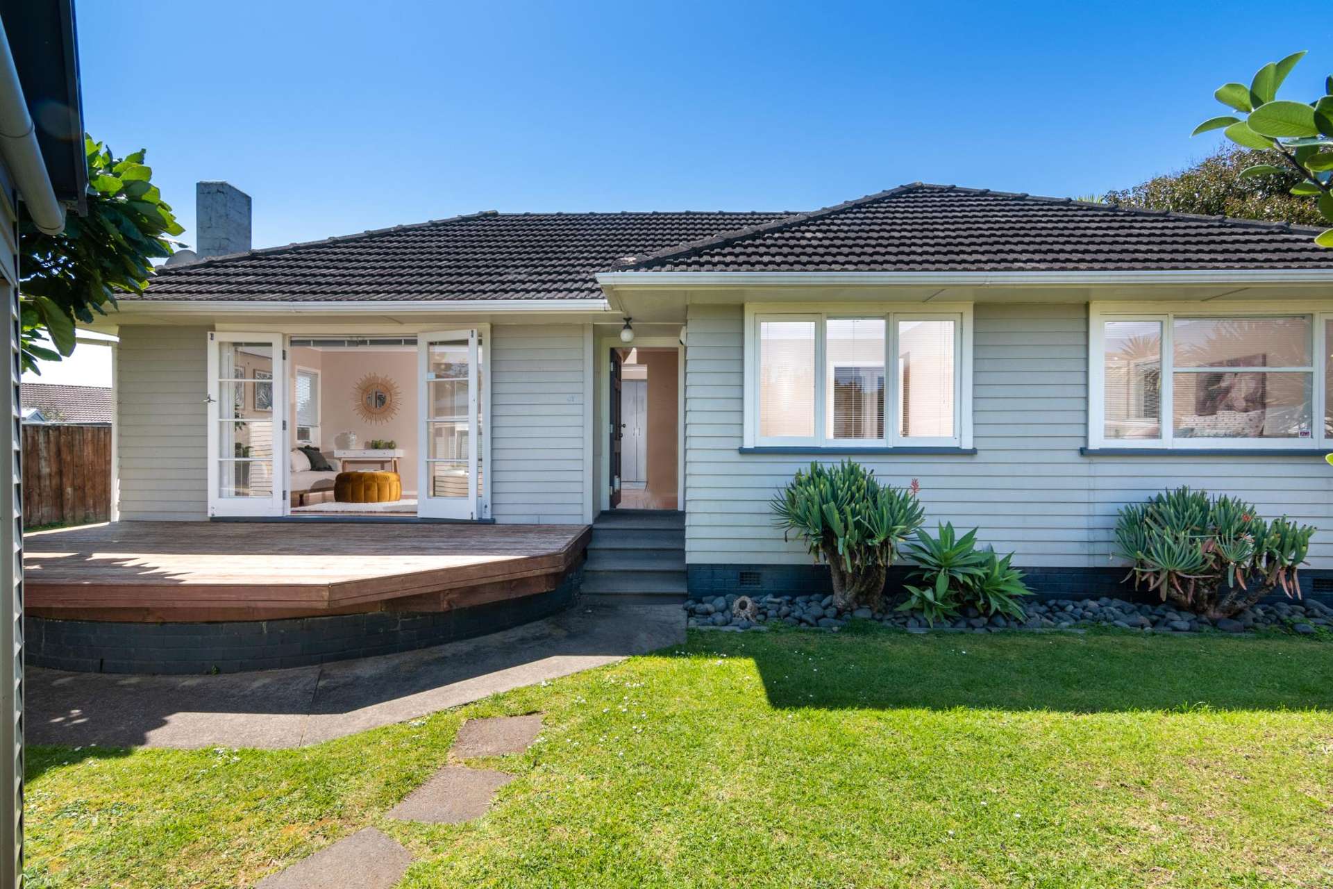 47 Hereford Street Te Atatu Peninsula_0