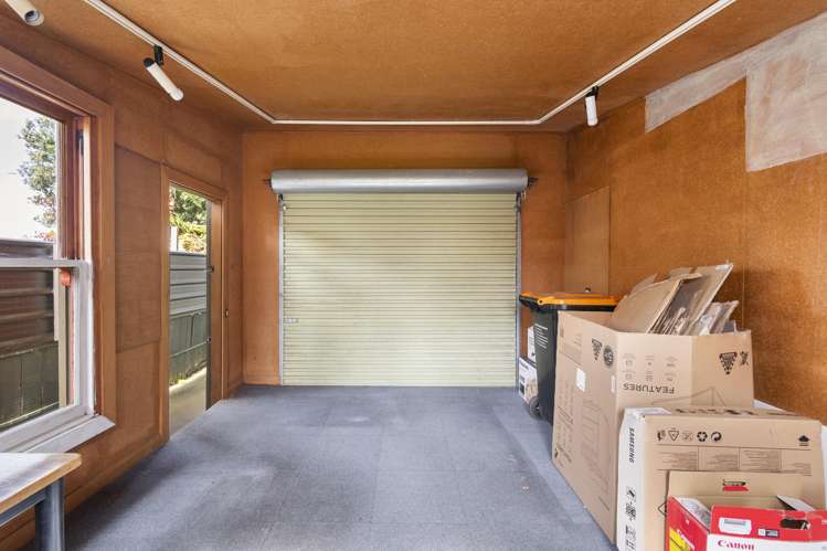 127 Linton Street West End_17