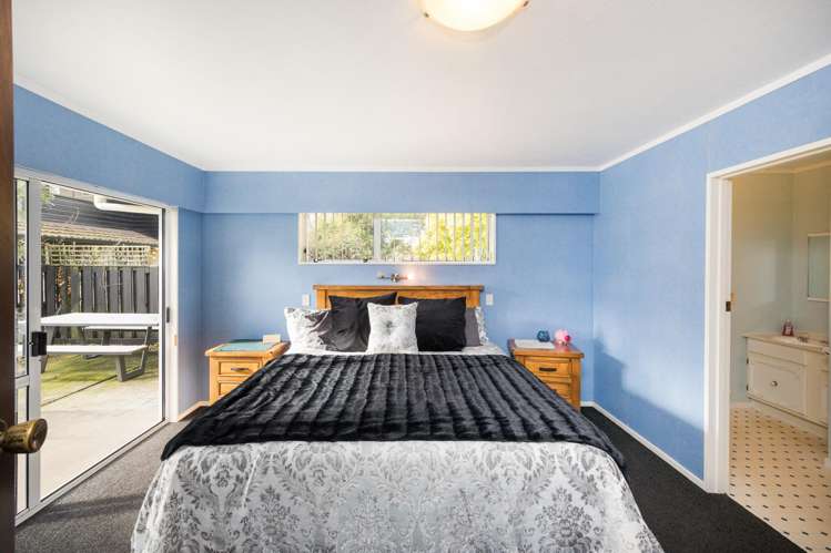 6 Truscott Grove Awapuni_13