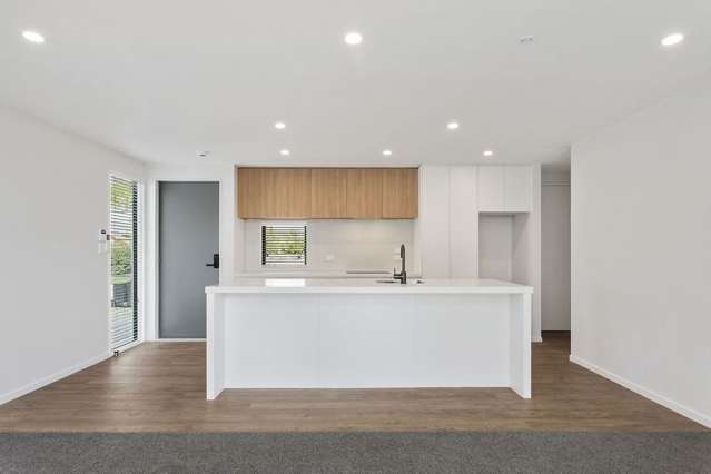 33 Oxley Avenue St. Albans_2