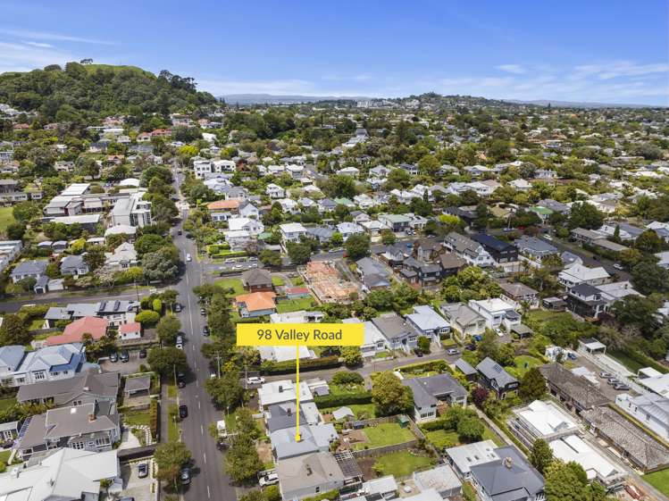98 Valley Road Mount Eden_21