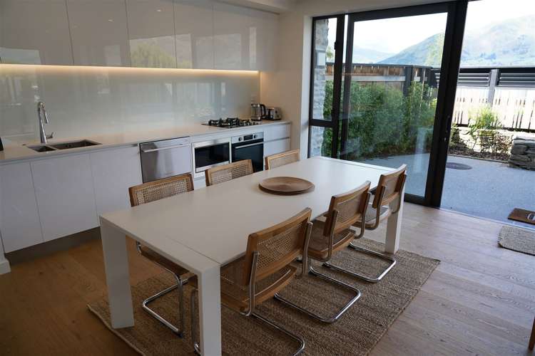 Apt 45/65 - 93 Lakeside Road Wanaka_5