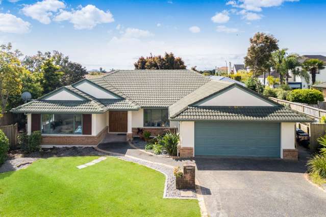 Family Haven in Botany Downs School Zone