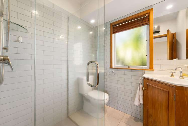 34 Poike Road Hairini_20