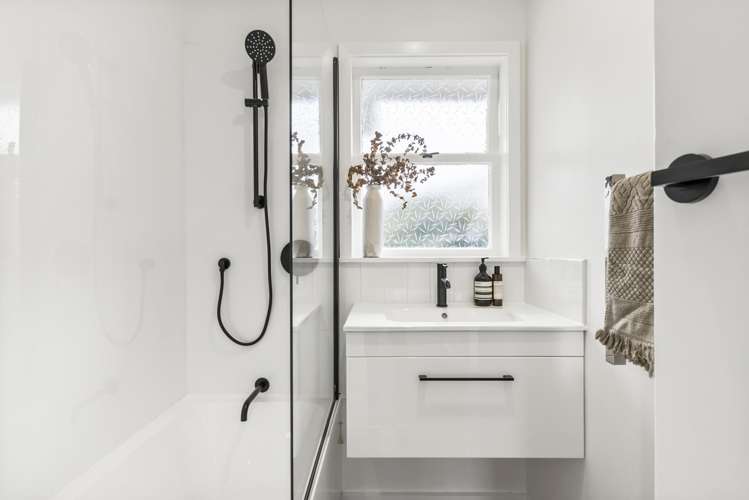 2/12 Dominion Street Takapuna_6