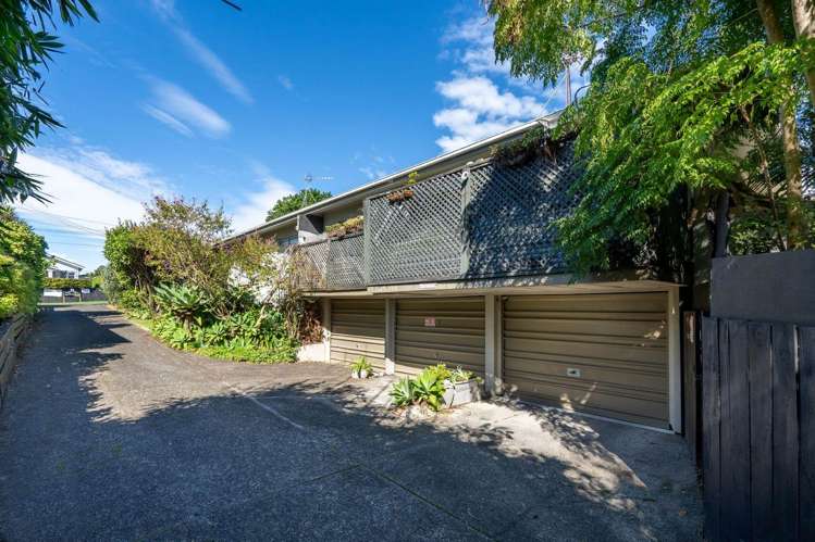 2/54 Finch Street Morningside_14