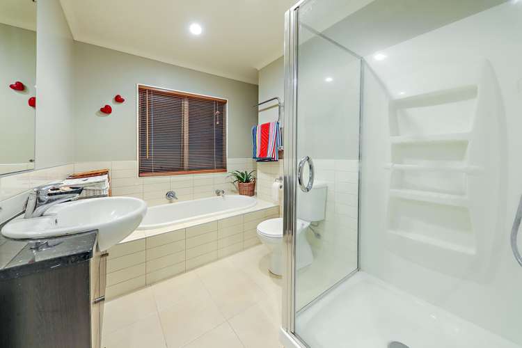 103 Baverstock Road Flat Bush_12