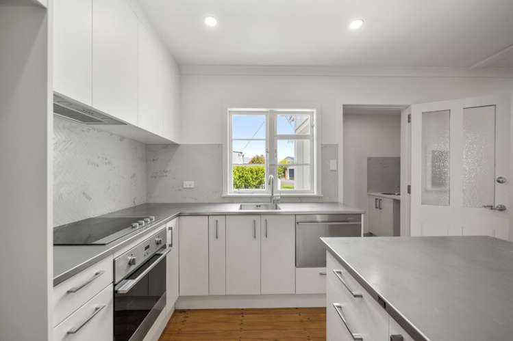 2/27 Calliope Road Devonport_7