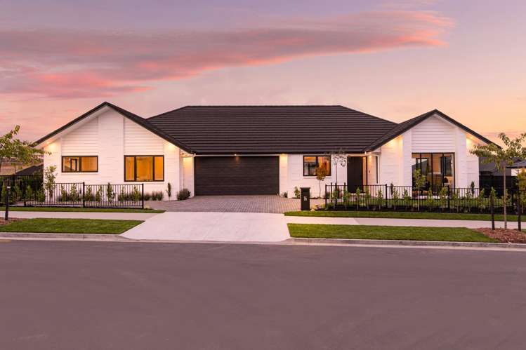 16 Tukutata Crescent_0