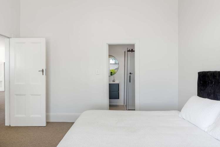 2 Cobden Street City Centre_14