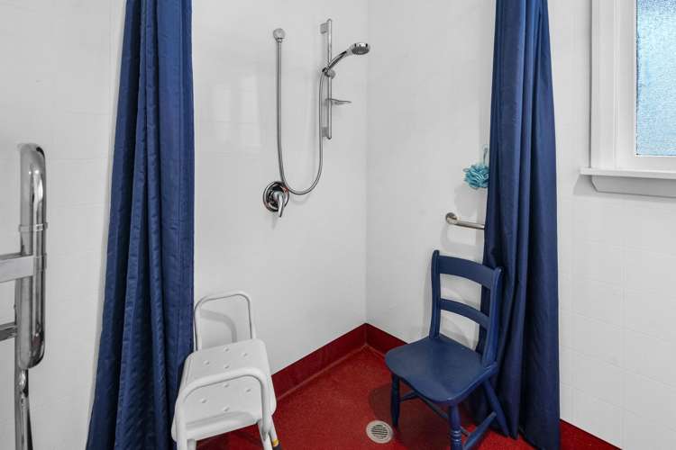 49 Ashworths Road Amberley_13