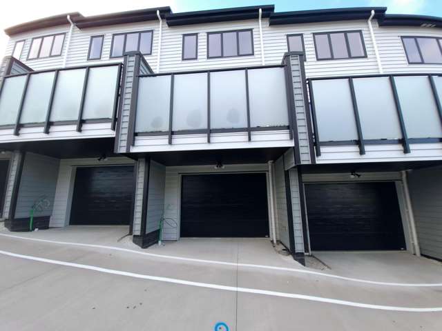 2C Taratoa Street Point England_1