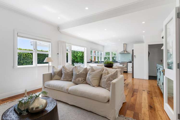 69 Moana Avenue One Tree Hill_11