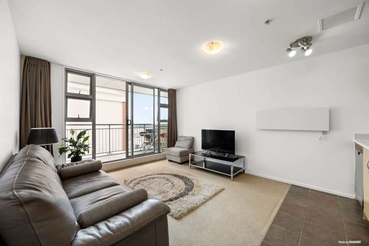 1404/1 Parliament Street_0