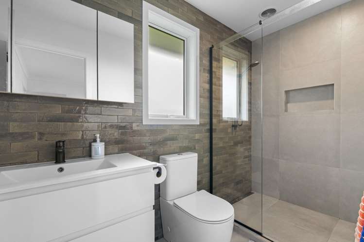 21 Kohekohe Drive Owhata_8