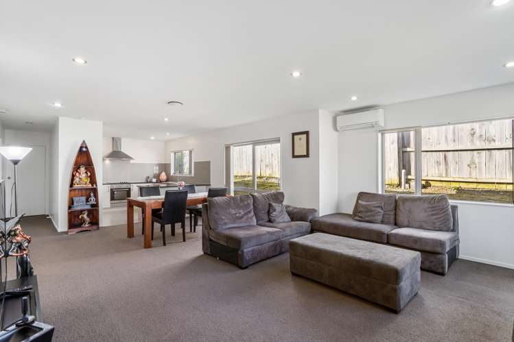 6 John Broad Place Flat Bush_5