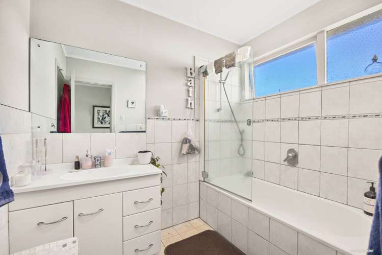 6/5 Braemar Road Castor Bay_17