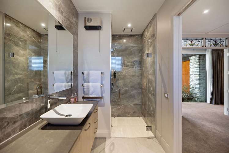 31 Hackett Road Jacks Point_26