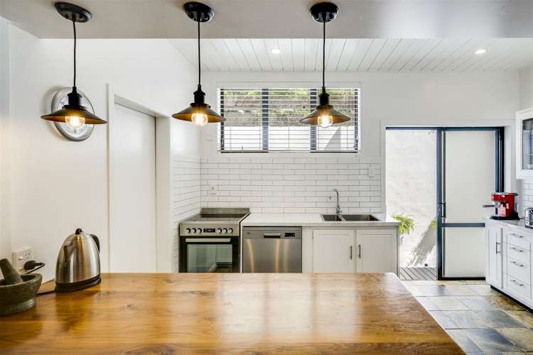 6 Cameron Road Bluff Hill_12