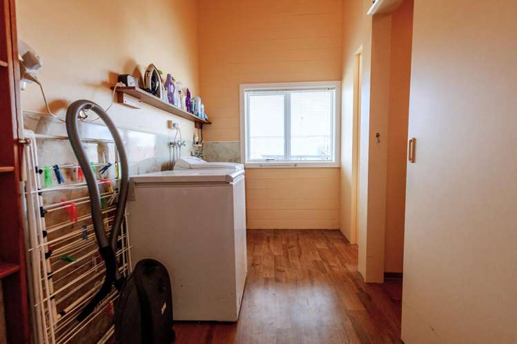 141 Weld Street Hokitika_17