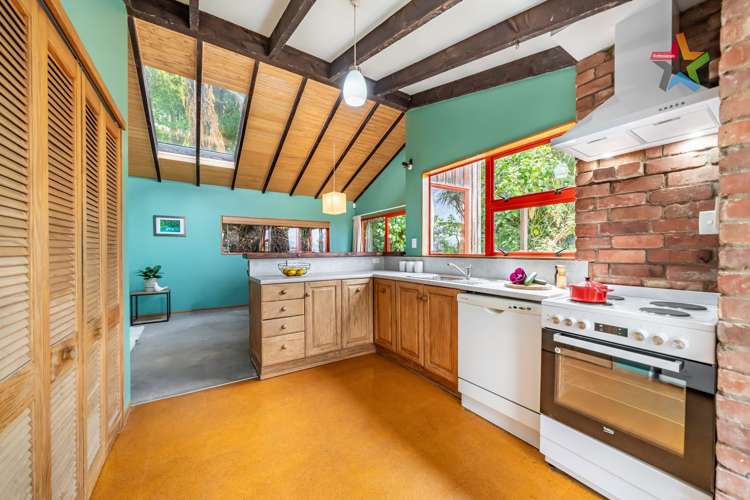 6 Sarah Way Crofton Downs_15