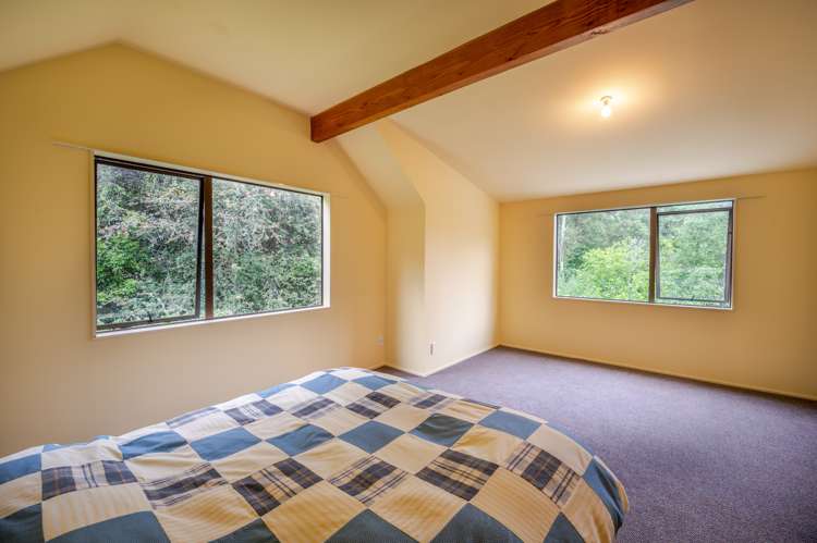 9 Kowhai Grove Akaroa_16