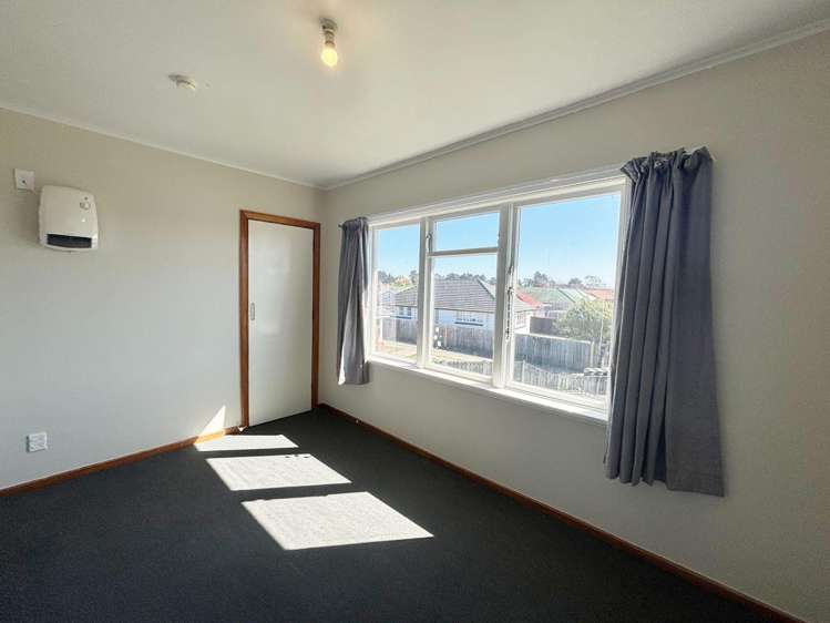 20 Bournemouth Cr Aranui_9