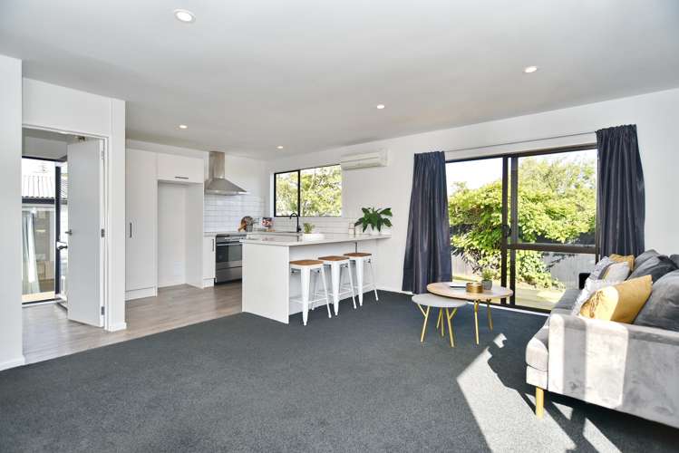 2/9 Nicholas Drive Linwood_6