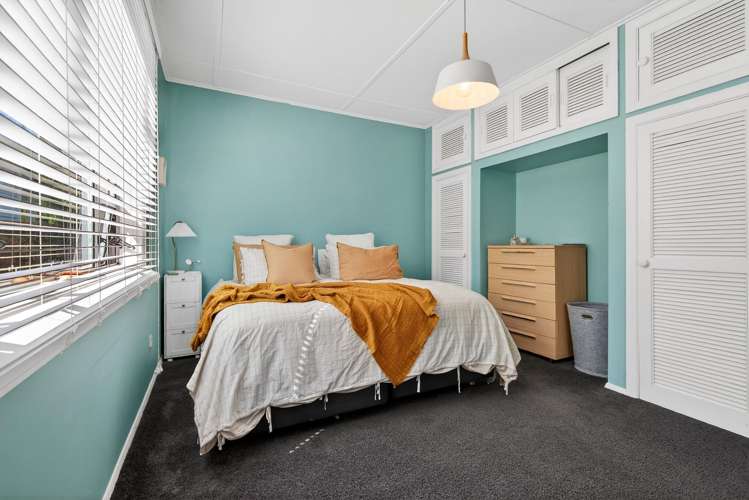 75 Penrose Street Woburn_12