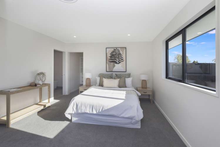 42 Walter Case Drive Harewood_14