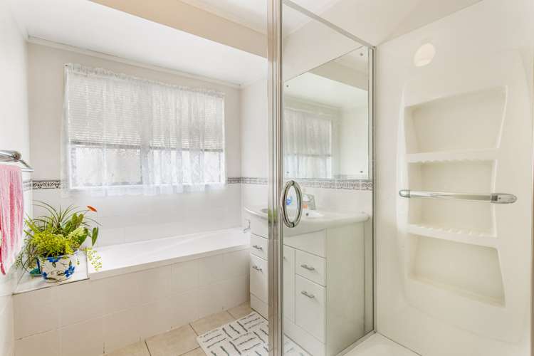 3 Bosnyak Drive Te Atatu South_13